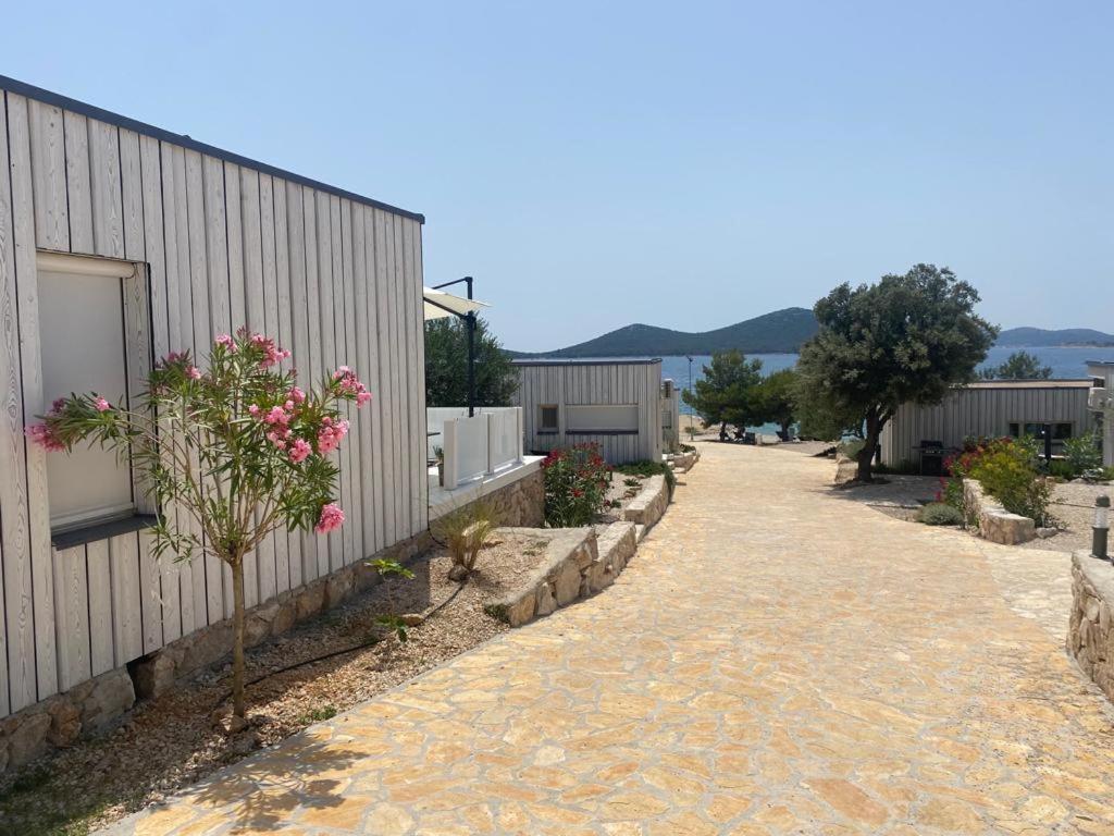 Buqez Eco Resort - Beach Villa 37 And 40 Pakostane Ngoại thất bức ảnh